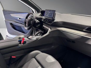 PEUGEOT 5008 II 1.5 BLUEHDi 130CH S&S GT PACK EAT8